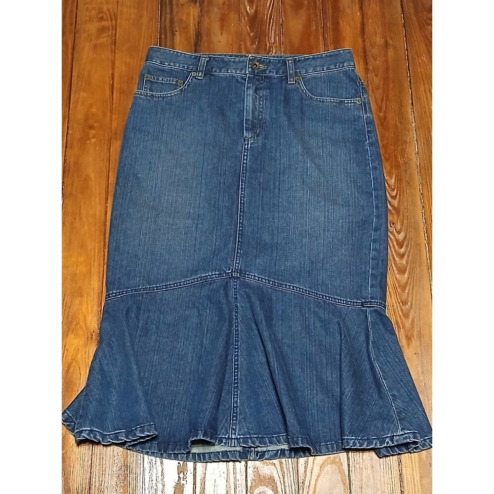 Lauren Jeans CO Premium Jean Skirt 100% Cotton Flare Bottom Size 8 Western look
